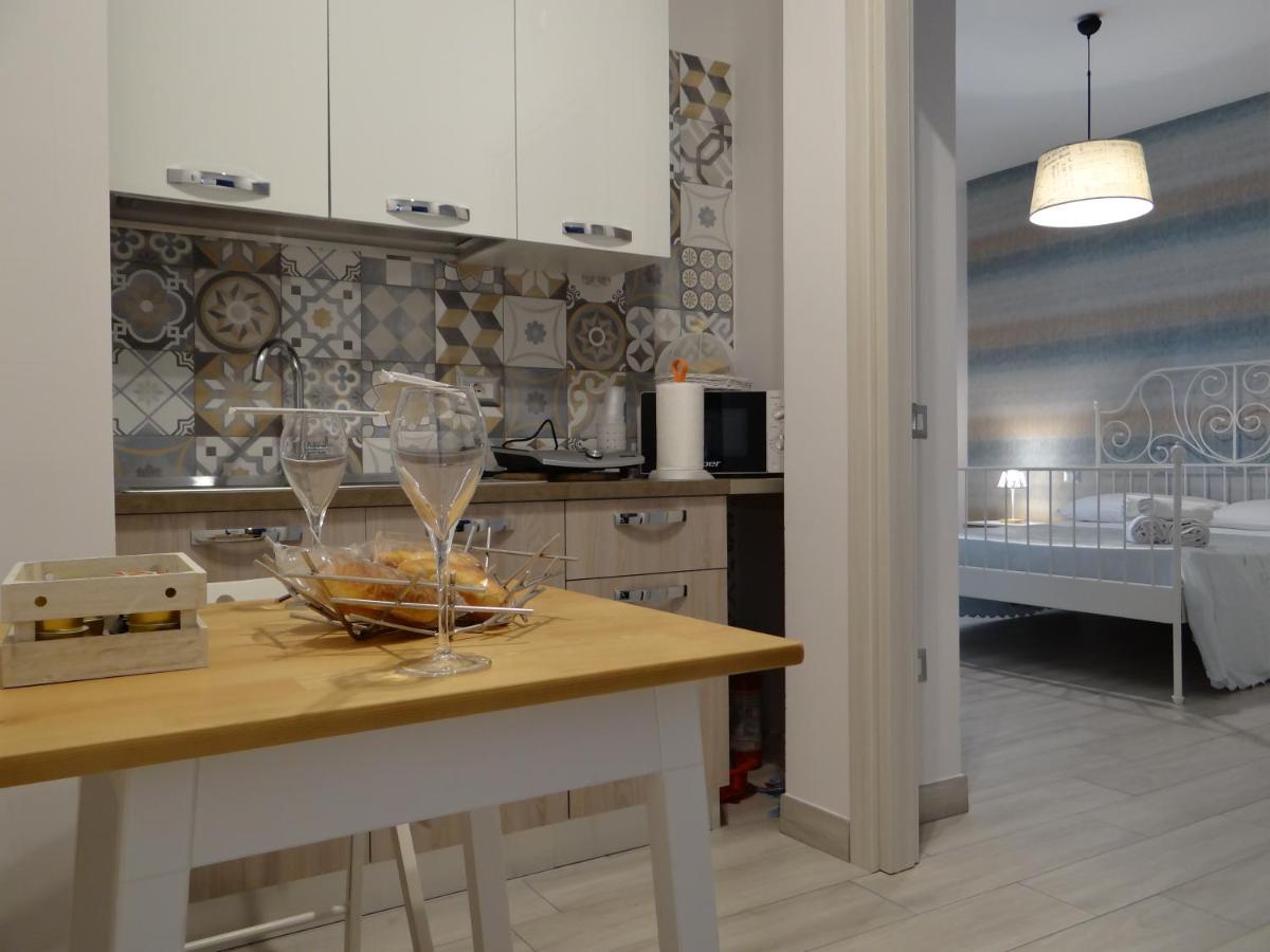 White Lady B&B Помпей Екстериор снимка