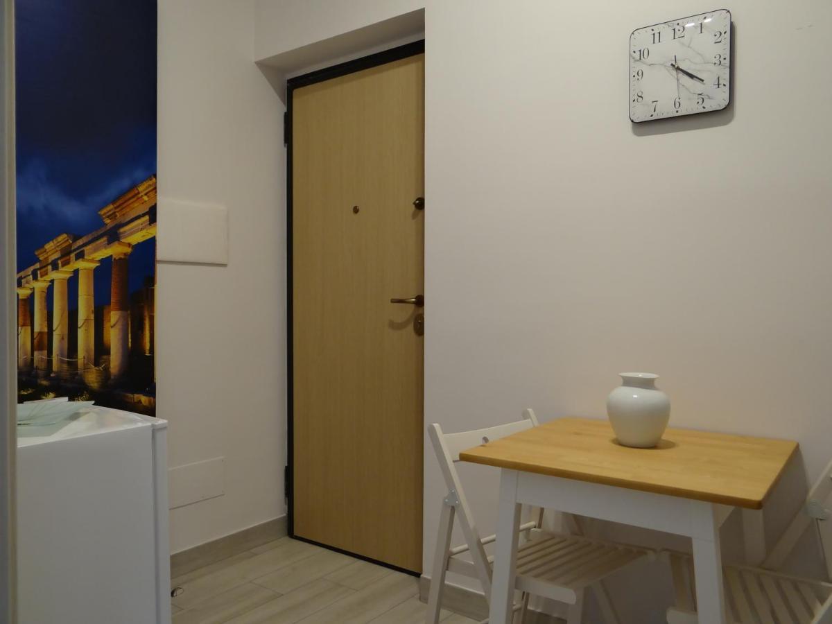 White Lady B&B Помпей Екстериор снимка